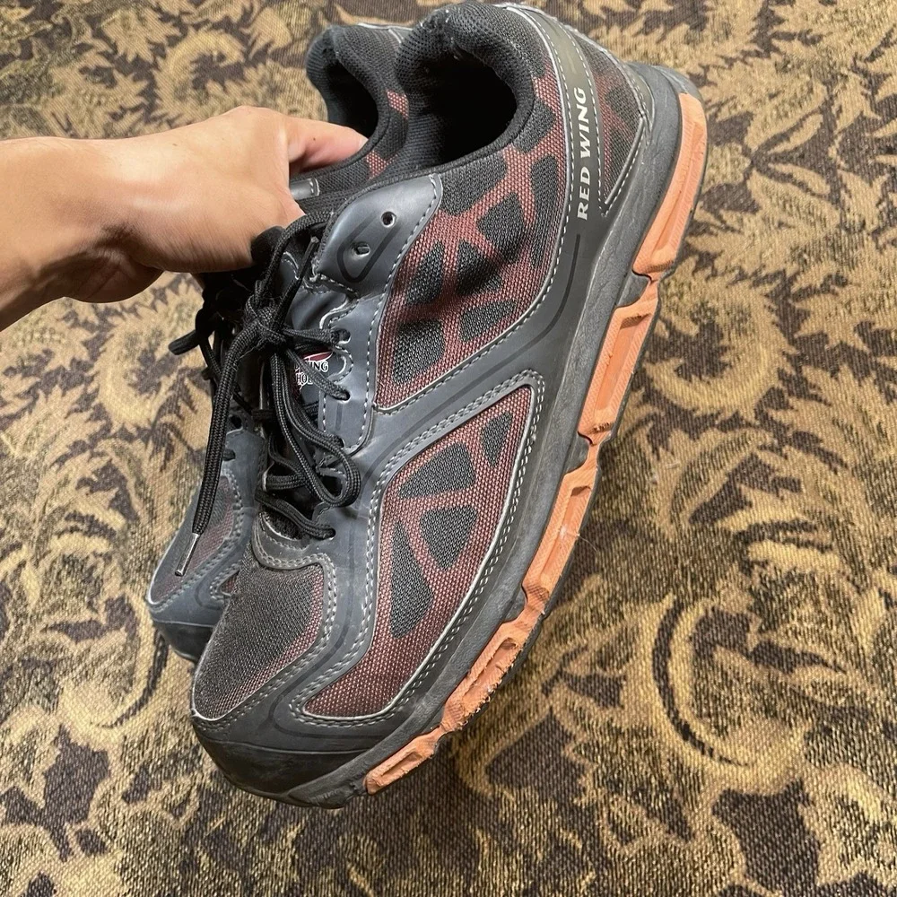 Men's Red Wing 6338 Athletics Safety Toe Work Shoe Size 11 E2
